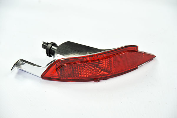 FORD RANGER 2.5 TDCİ ÇIKMA PARÇA ARKA KEDİ GÖZÜ